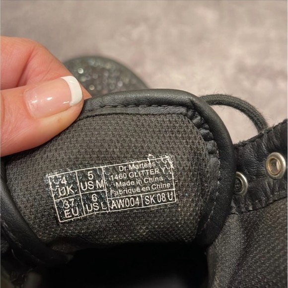 Dr. Marten Chunky Glitter Boots Size 6 - Picture 6 of 10